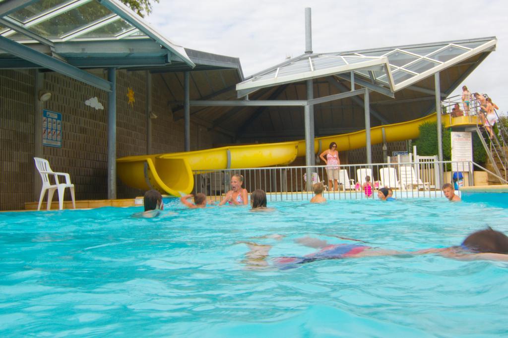 Camping De La Baie Hotel La Trinité-sur-Mer Buitenkant foto