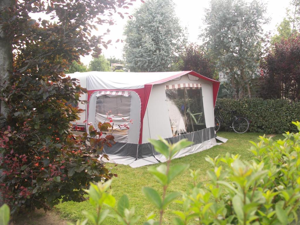 Camping De La Baie Hotel La Trinité-sur-Mer Buitenkant foto