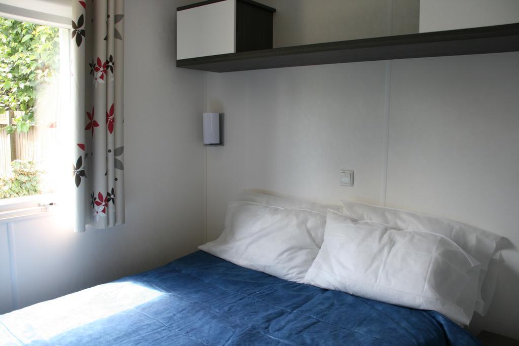 Camping De La Baie Hotel La Trinité-sur-Mer Buitenkant foto
